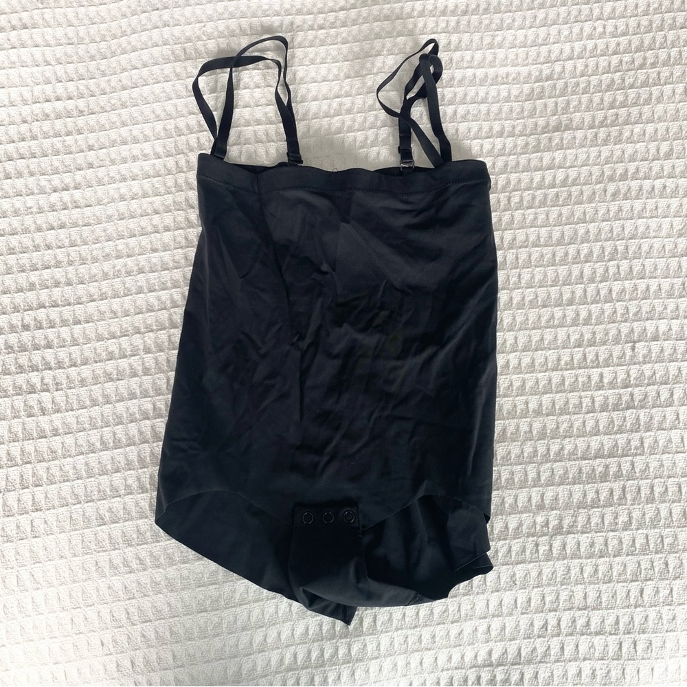 Intimissimi black Bodysuit with Adjustable Straps NWT size medium